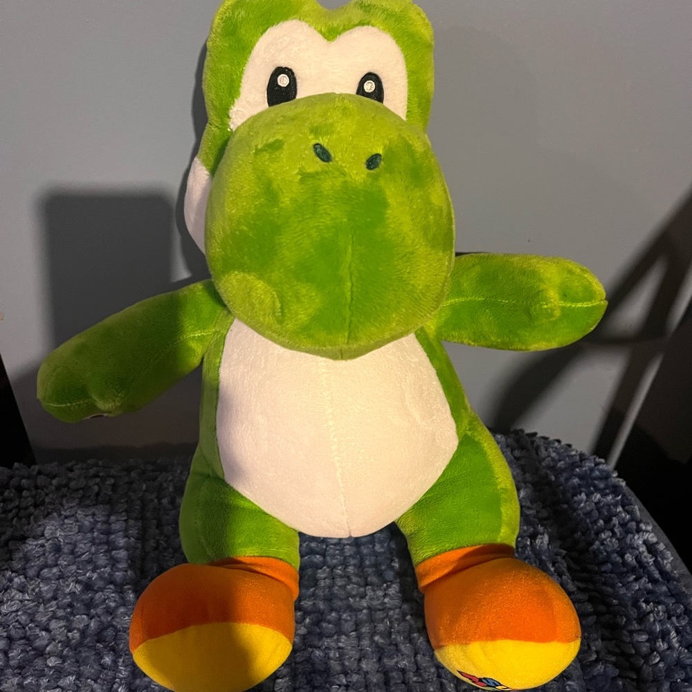 Yoshi Nintendo Super Mario Build-A-Bear Green Plush
